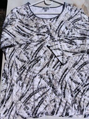 Blouse, by JM collection